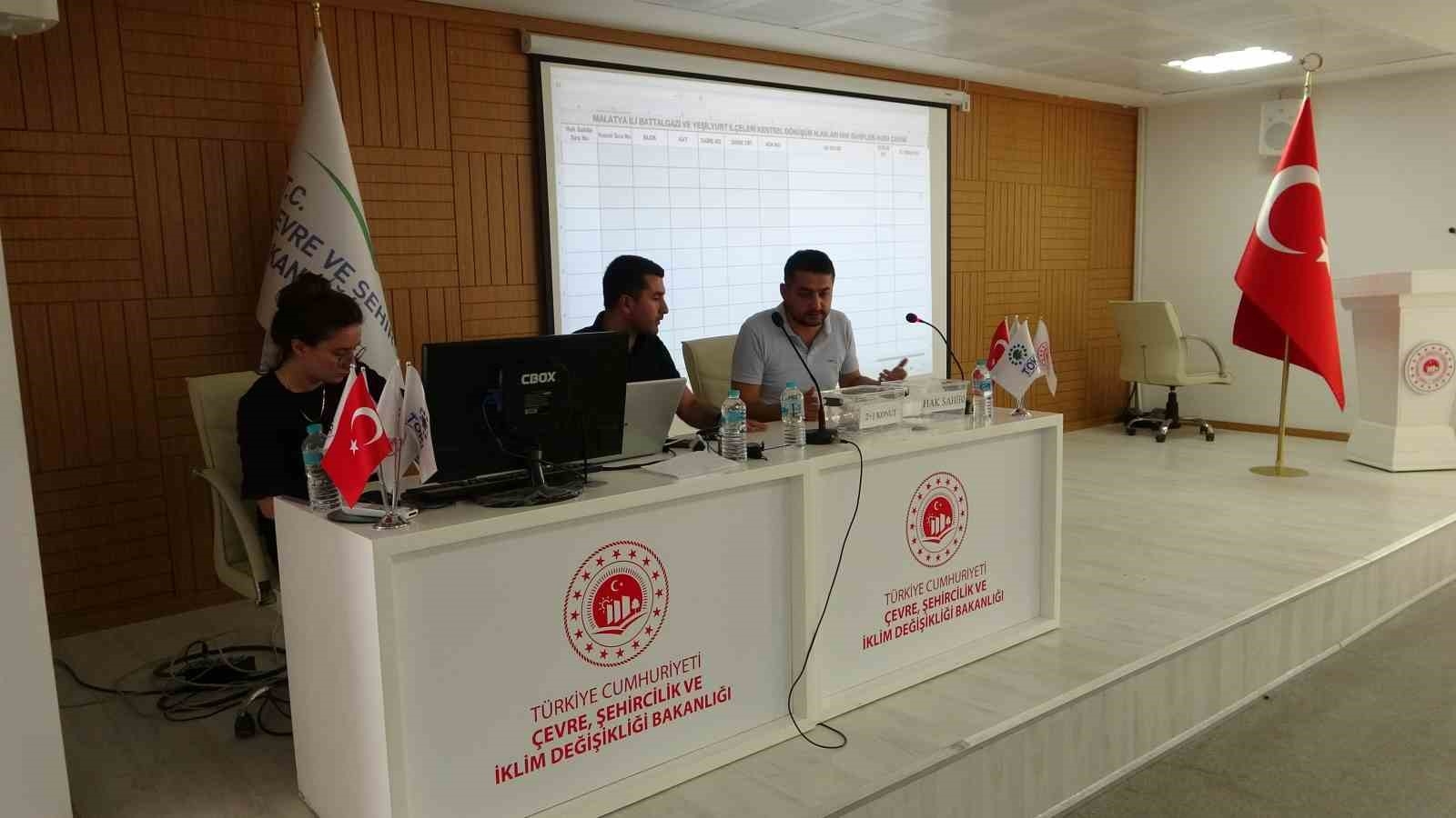 Kentsel dönüşümle yeni evlerine kavuştular