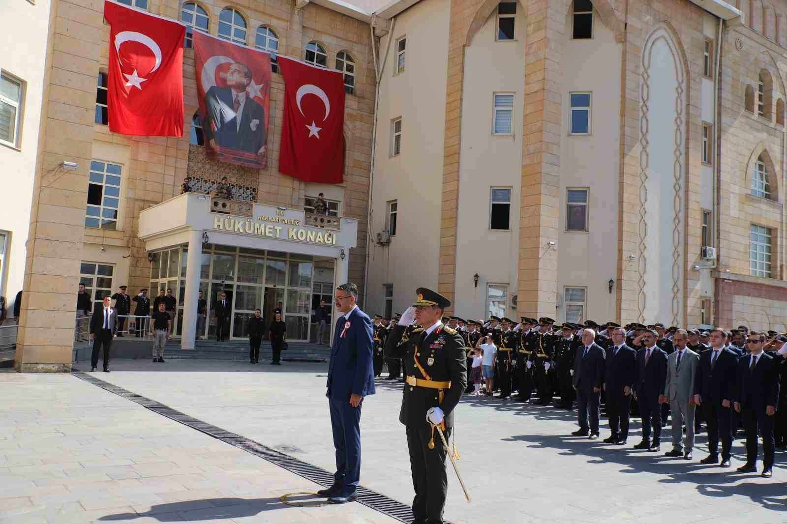 Hakkari'de 30 Ağustos Zafer Bayramı coşkusu