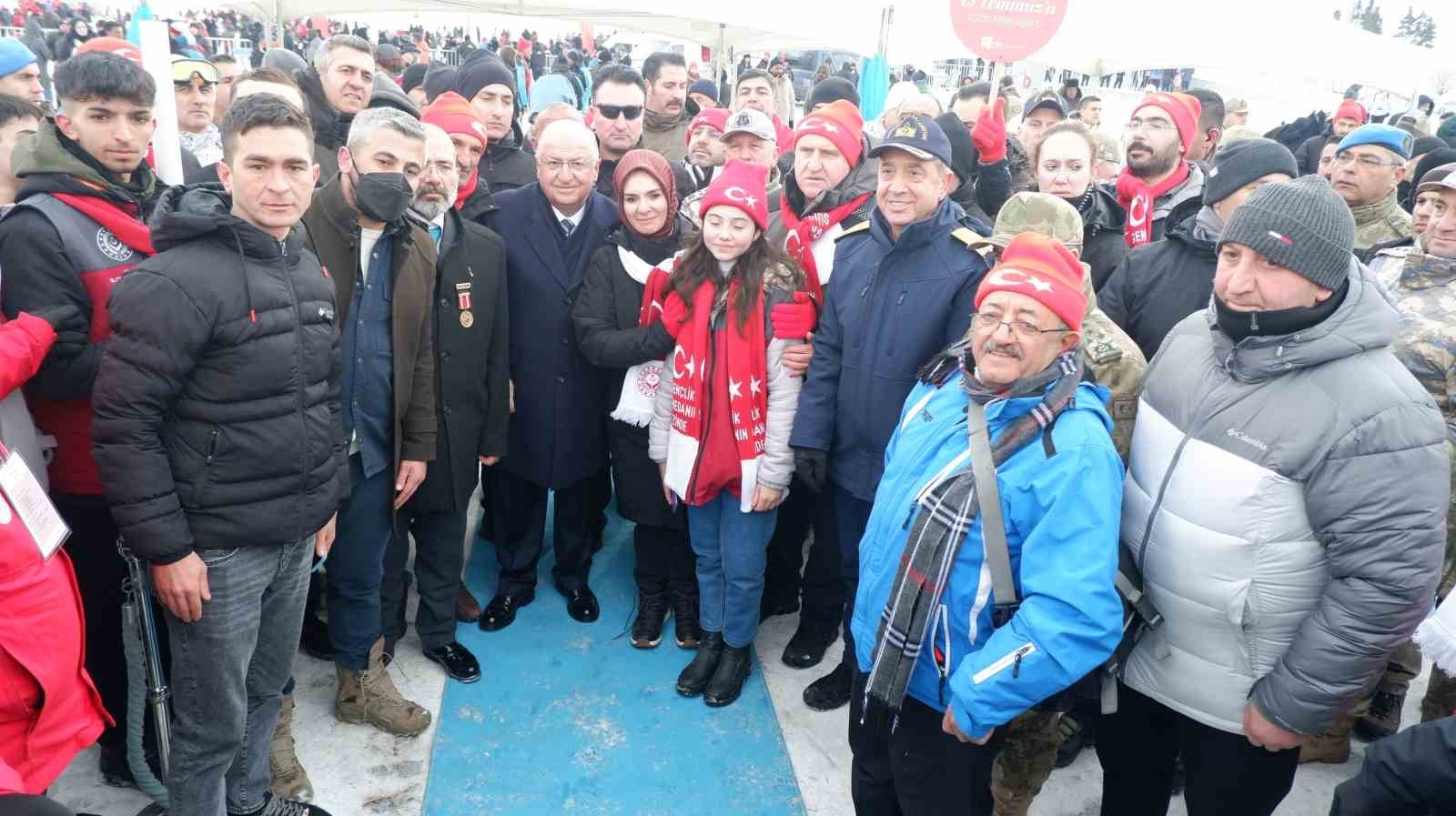 Milli Savunma Bakanı Güler: "Bugüne kadar olduğu gibi bundan sonra da daha büyük ve daha güçlü bir Türkiye için gayret göstereceğiz"