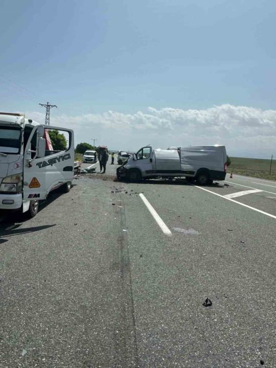 Tuzluca’da feci kaza: Bir kişi ağır yaralandı
