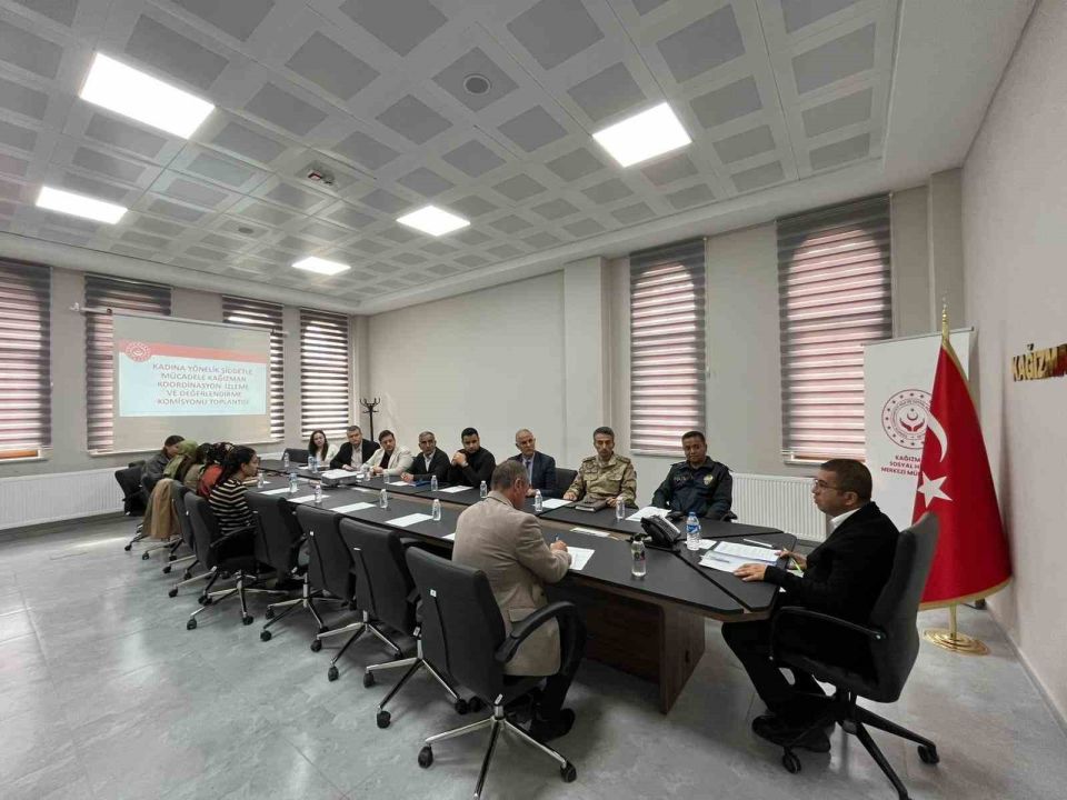 Kars Kağızman’da Kadına Yönelik Şiddetle Mücadele Komisyonu toplandı