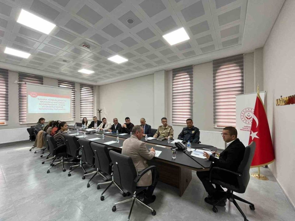 Kars Kağızman’da Kadına Yönelik Şiddetle Mücadele Komisyonu toplandı