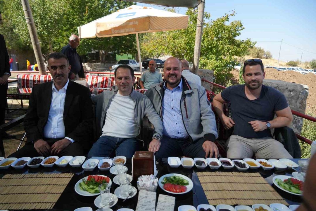Alman parlamenter: "Muşlular Berlin’in gelişimine önemli katkılar sundu"