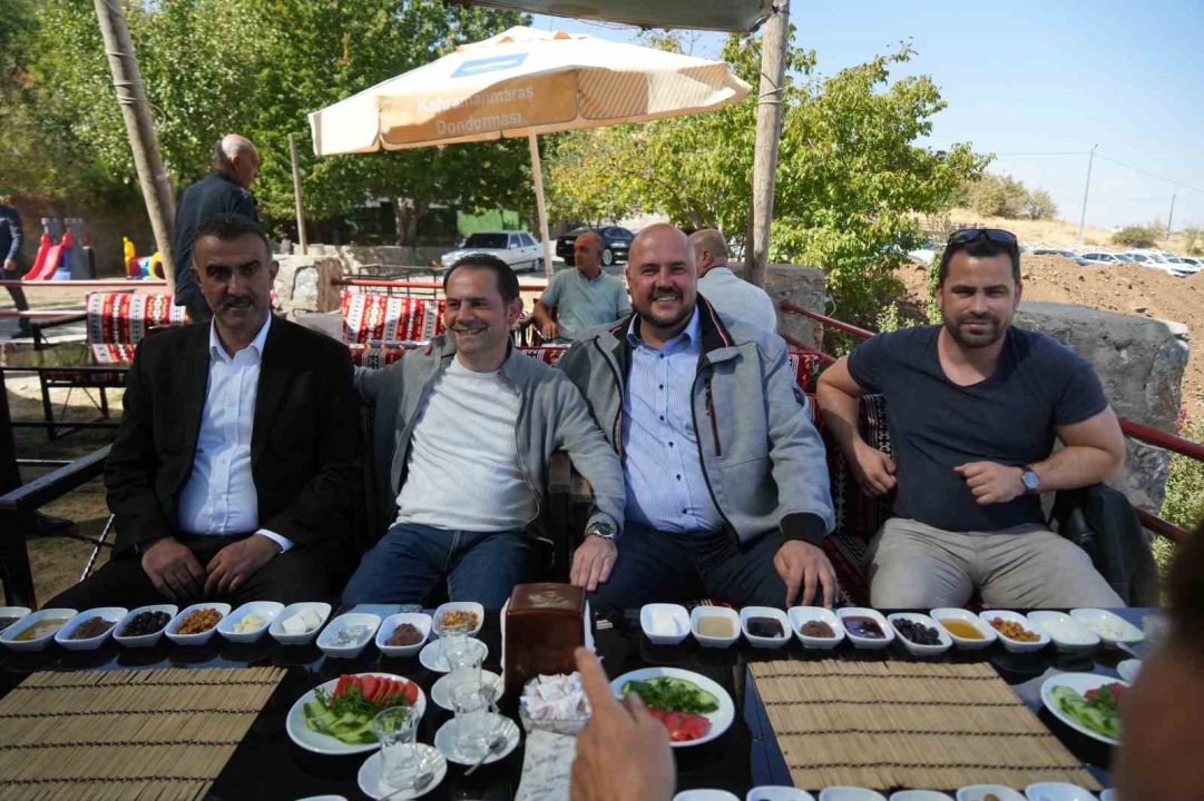 Alman parlamenter: "Muşlular Berlin’in gelişimine önemli katkılar sundu"