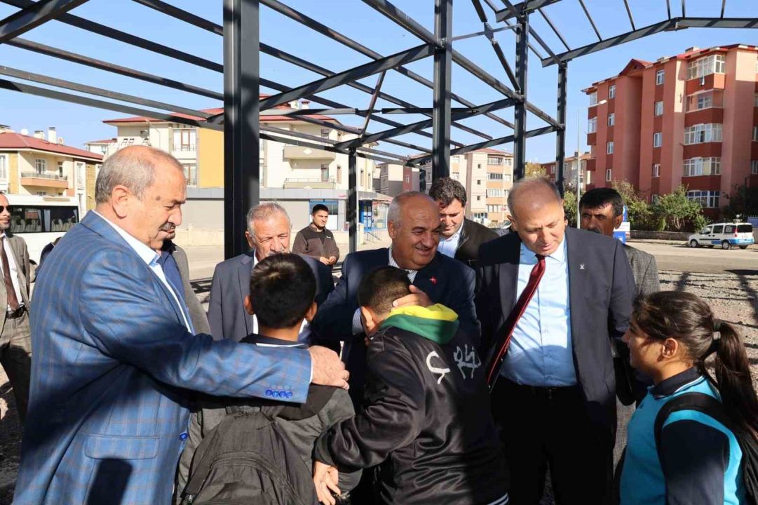 Aziziye’de yatırım turu