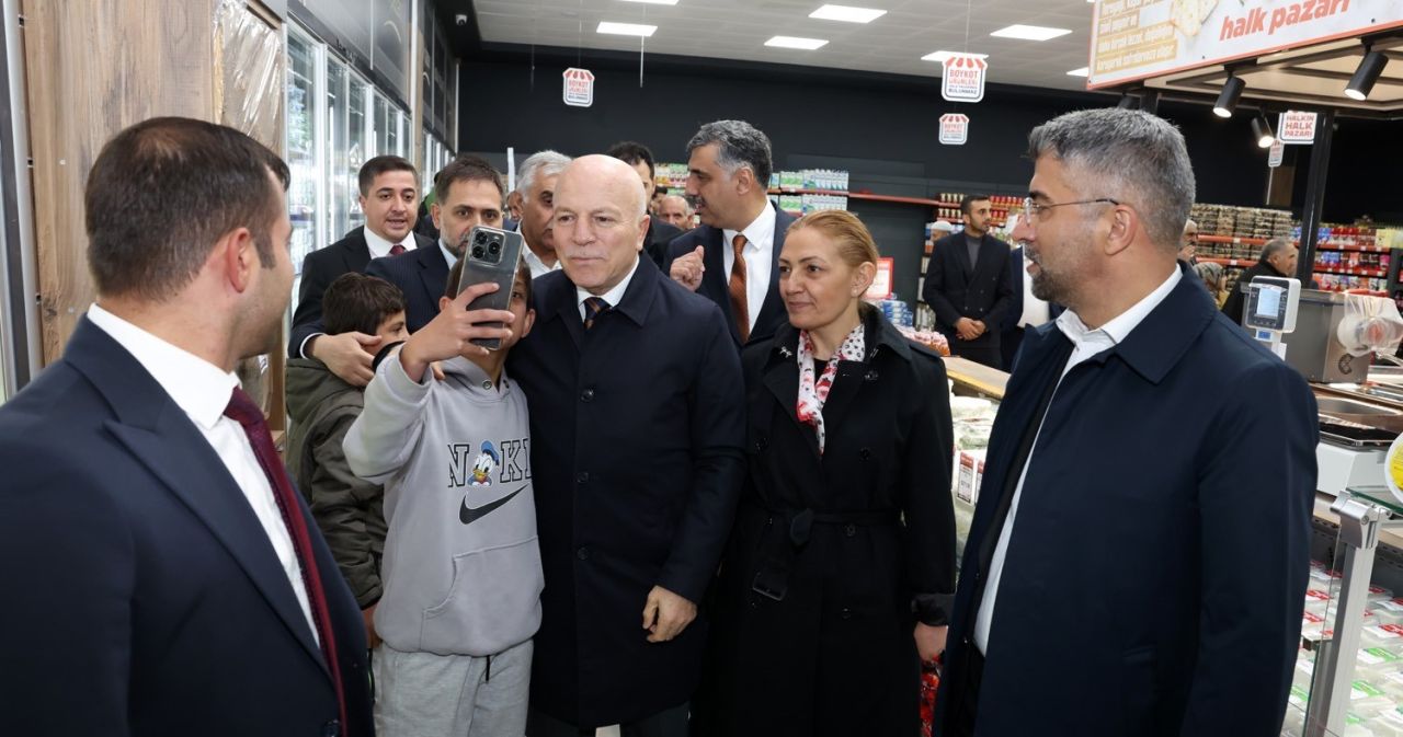 Büyükşehir Belediyesi Halk Pazarı’nın 8’inci şubesi Hilalkent’te açıldı