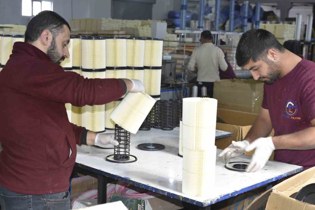 Bitlis’te üretilen filtreler yurt dışına ihraç ediliyor