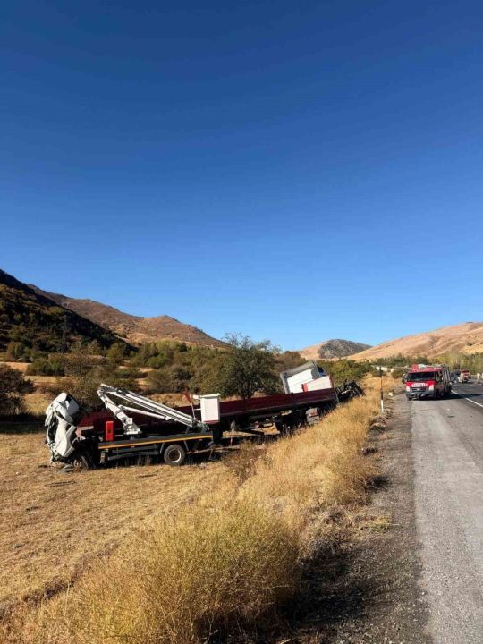 Bitlis’te trafik kazası: 2 yaralı