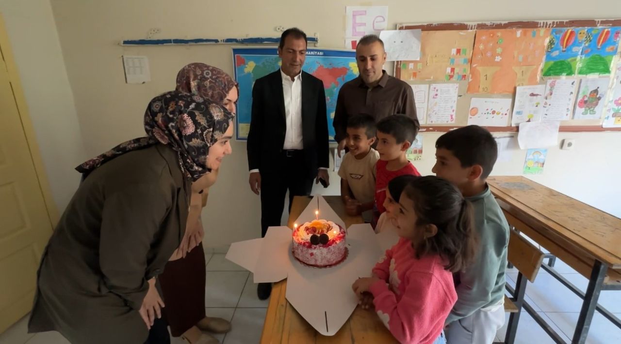 İki Öğretmenden Sınır Ötesi İyilik