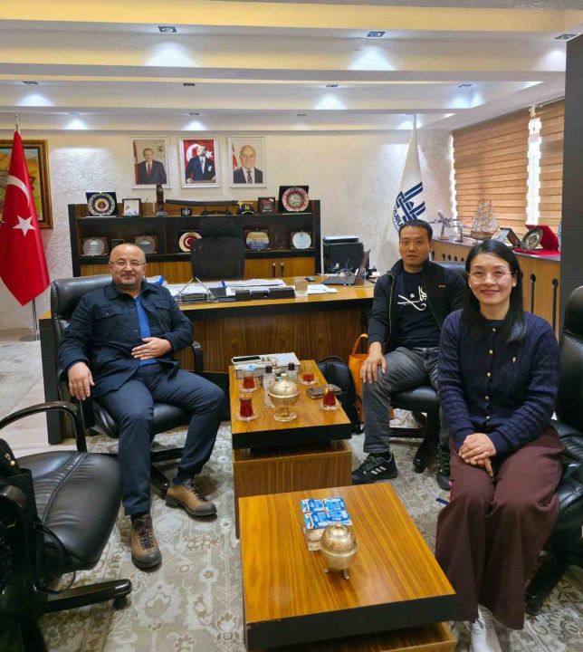 Erzurum'da Çinli yatırımcılar Teknokent’te incelemelerde bulundu