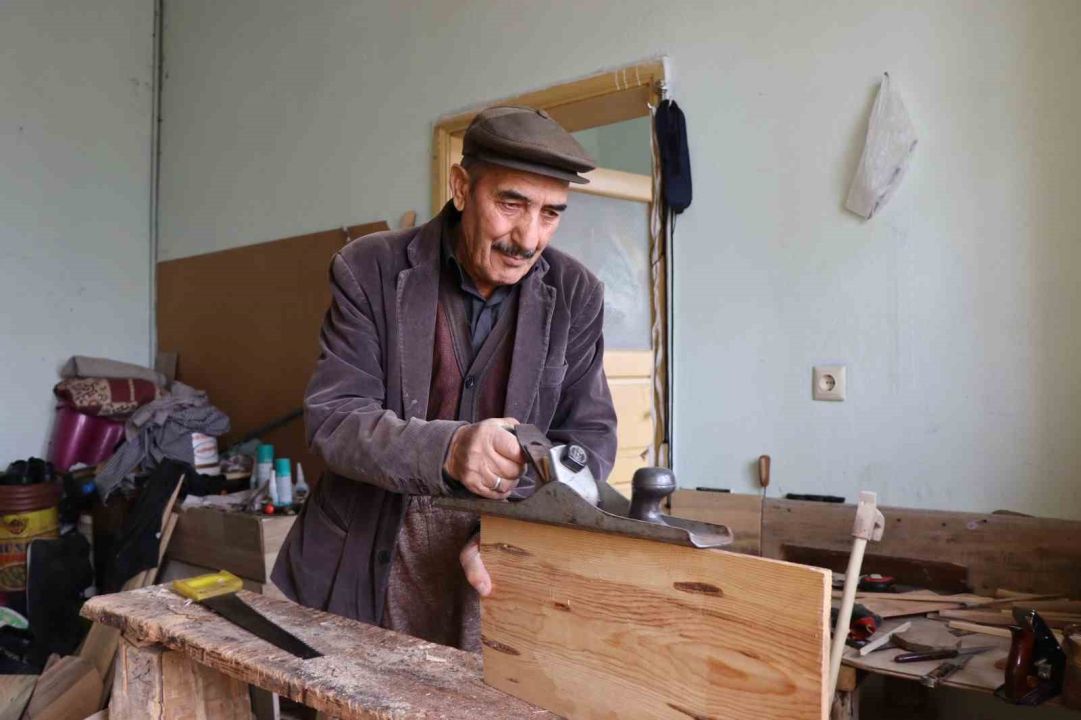 Erzurum’da yaşayan bir insan hazinesi: Hüsamettin Usta