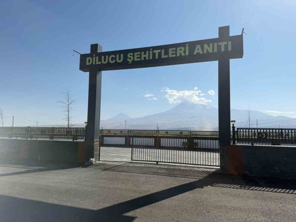 Dilucu Şehitleri Anıtı’ndaki kirlilik tartışması: Haberi yapan gazeteci gözaltına alındı