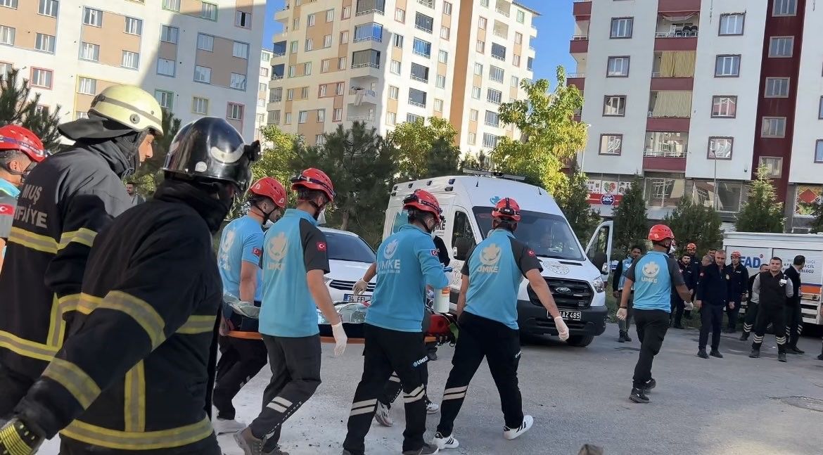 Muş'ta gerçeğini aratmayan yangın tatbikatı