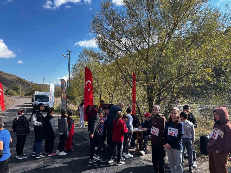 Koşan yıldızlar Posof’ta parladı