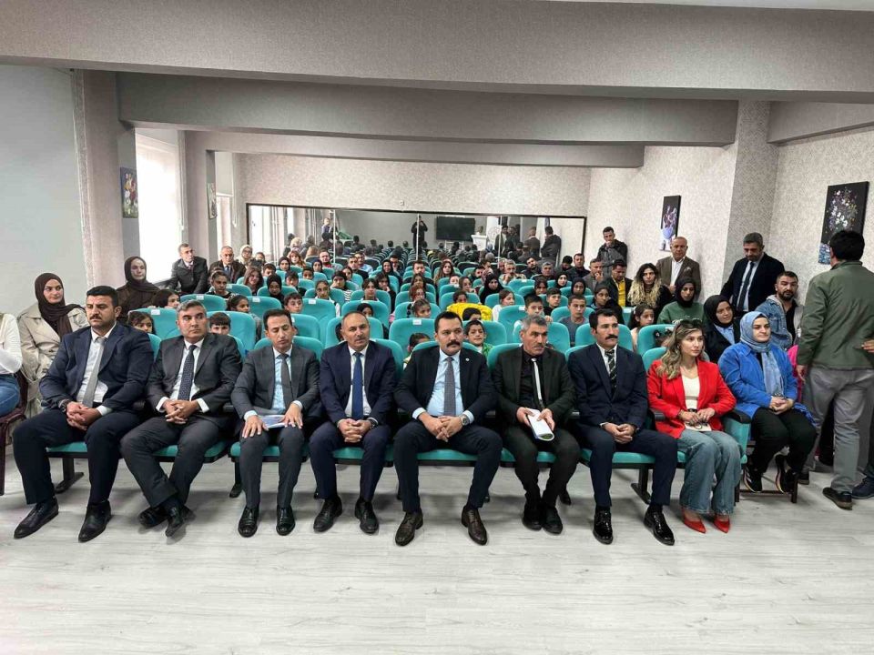 Muradiye’de "Kitap Okuma Yarışması" ödül töreni