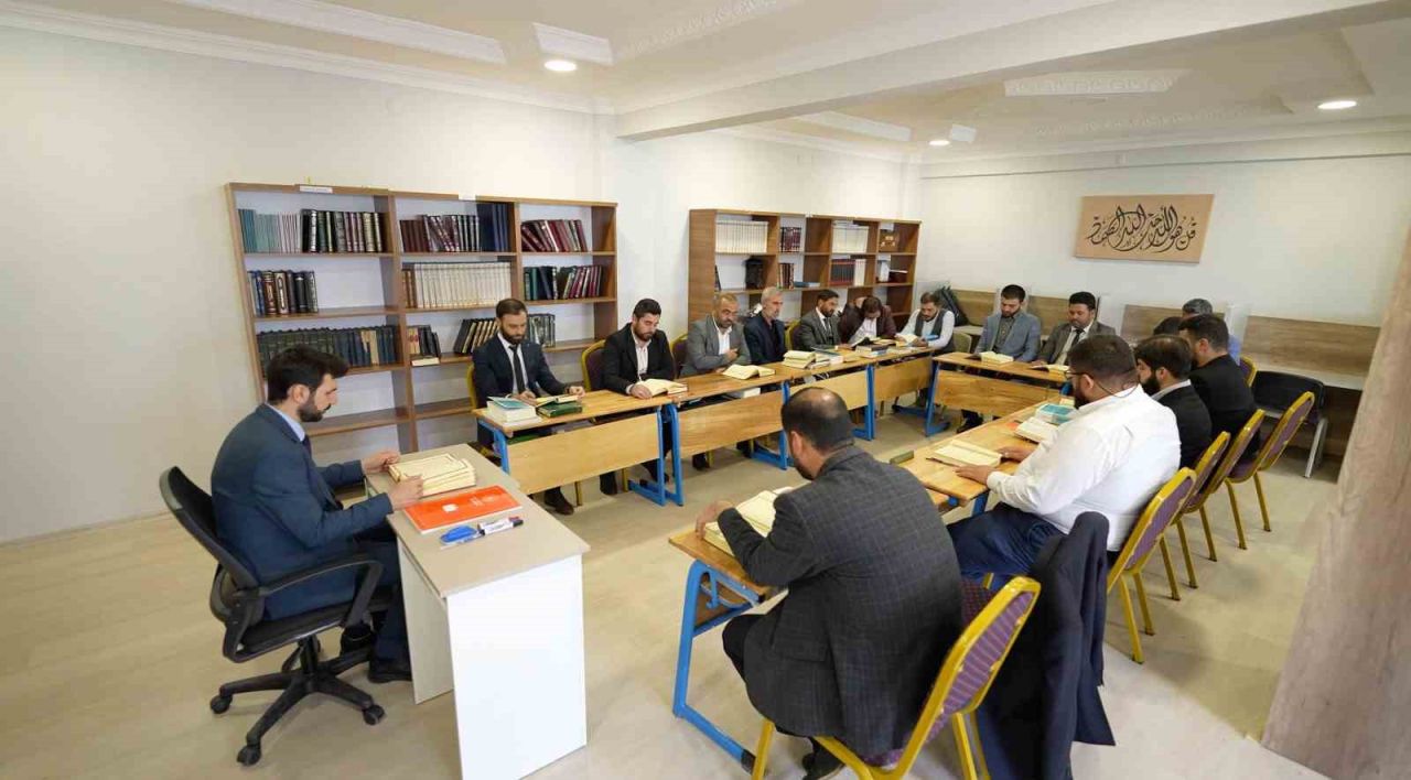Geleceğin din görevlileri Erzincan’da eğitim alıyor