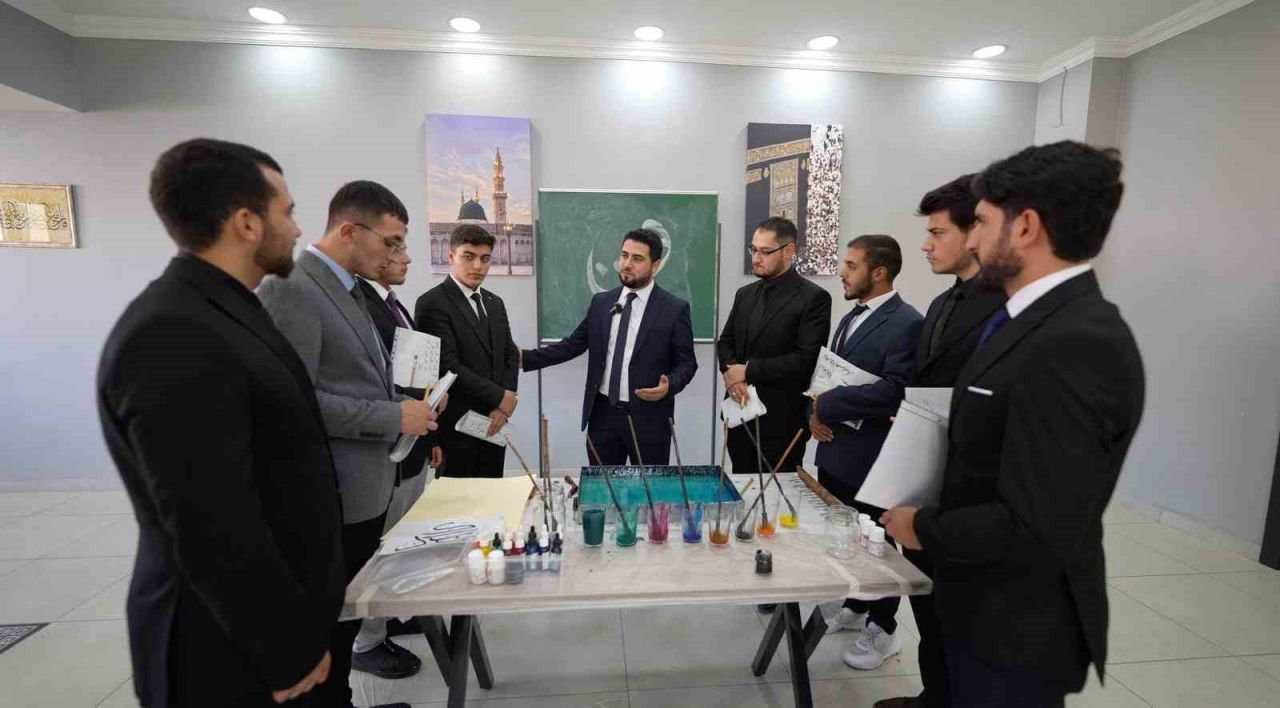 Geleceğin din görevlileri Erzincan’da eğitim alıyor