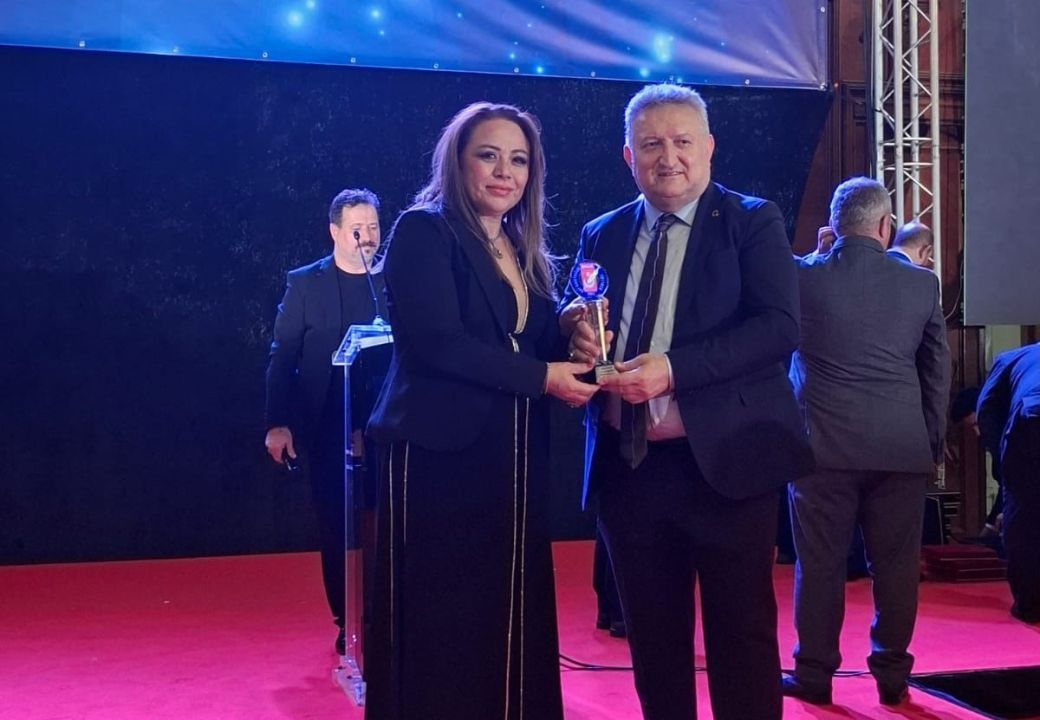 Prof. Dr. Aysun Bay’a "Avrupa’nın En Başarılı Türk Kadını" Ödülü