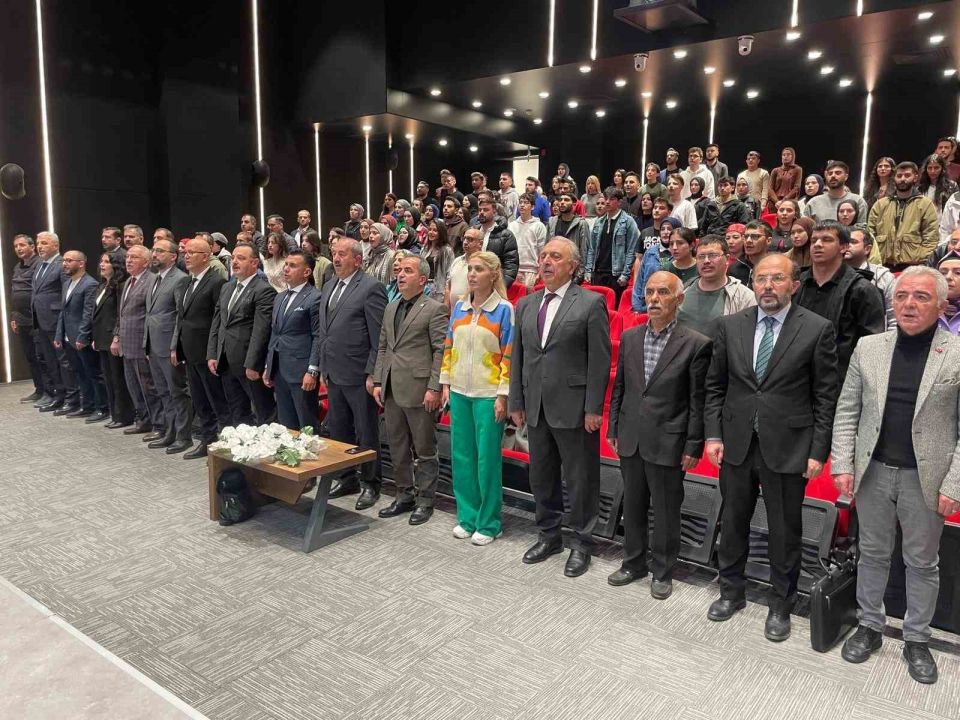 Erzurum’da yeni medya çağı konuşuldu