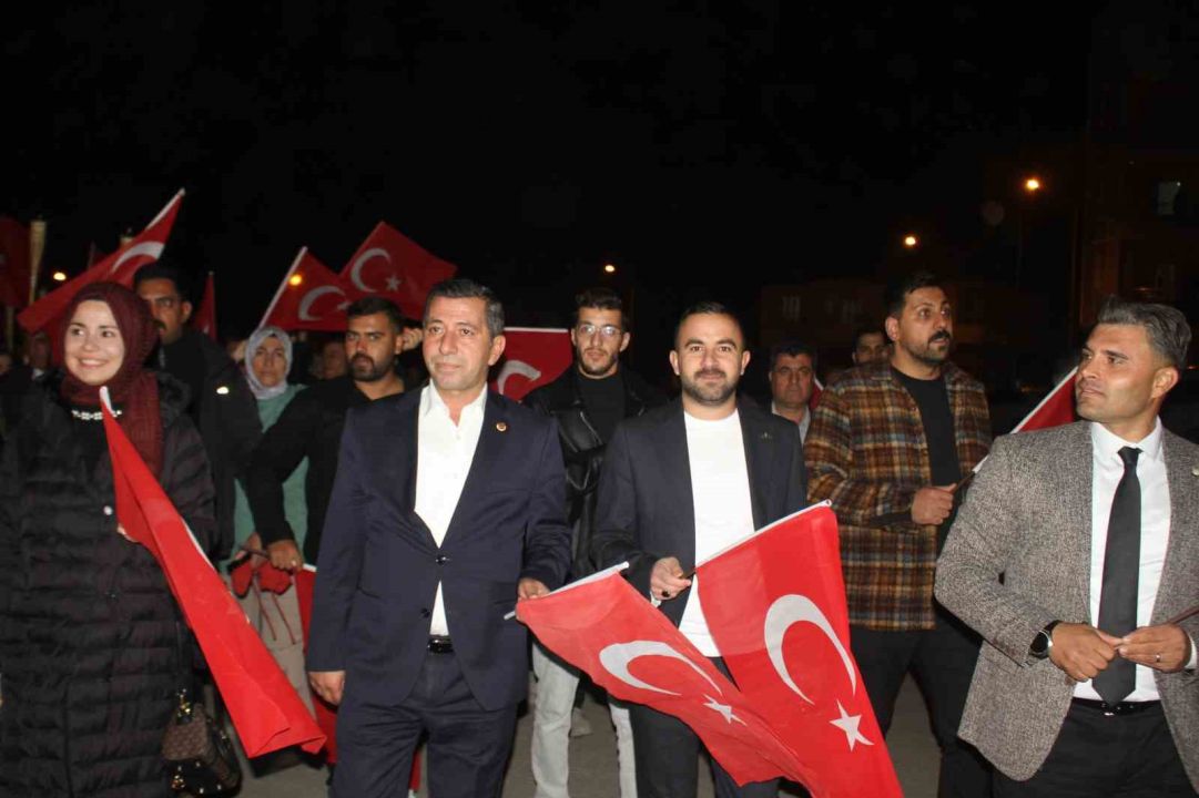 Malazgirt’te fener alayı yürüyüşü yapıldı