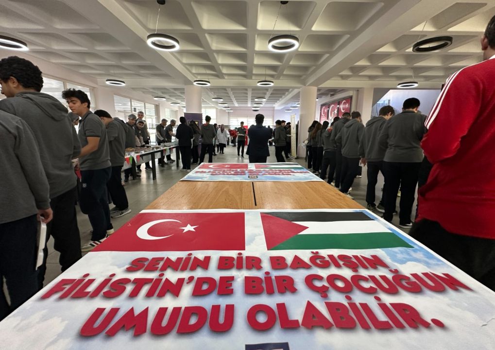 Erzurum'da Atatürk Üniversitesi Özel Vakıf Okullarından Filistin’e destek