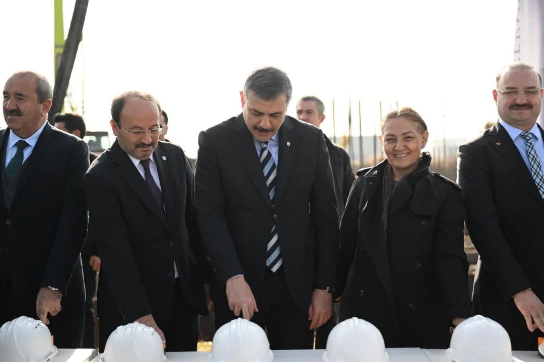 ETÜ Spor Bilimleri Fakültesi eğitim binası için temel atma töreni düzenlendi