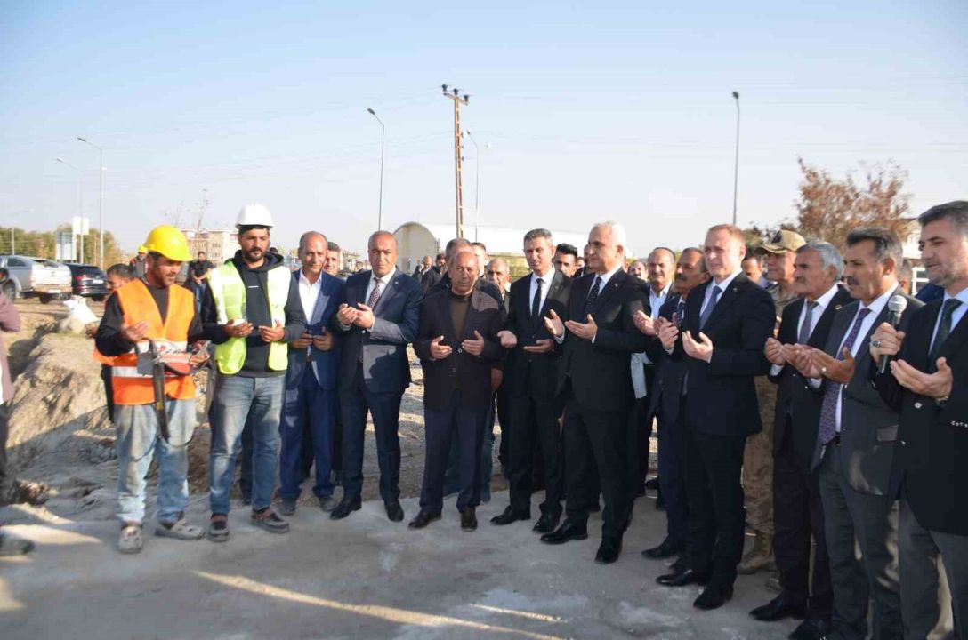 Muş Bulanık’ta 100 yataklı öğretmenevinin temeli atıldı