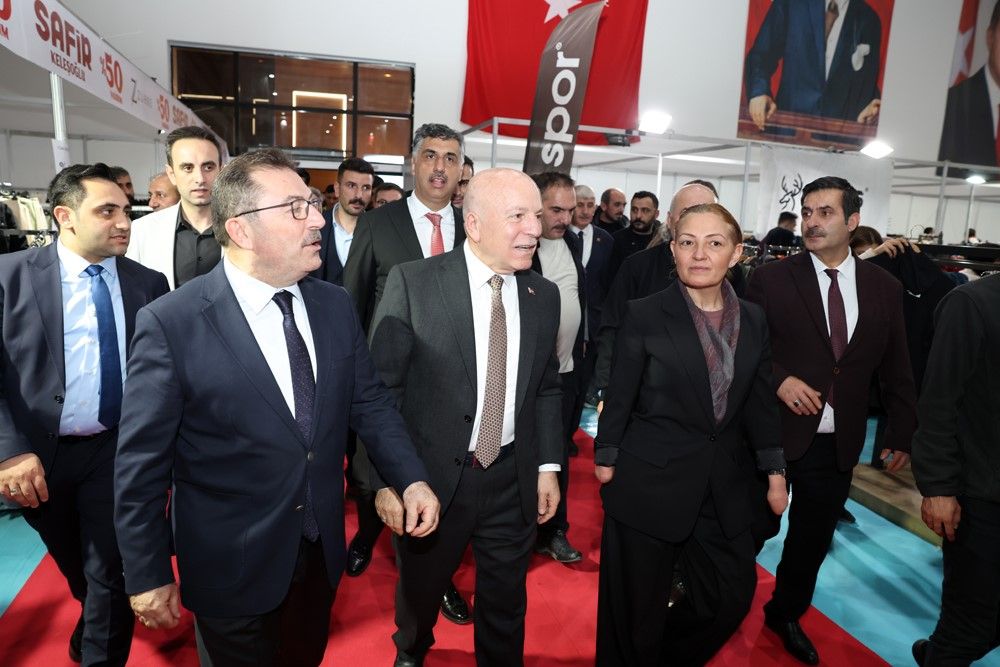 Erzurum alışveriş festivali başladı