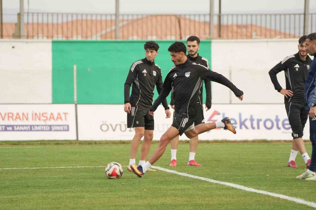 12 Bingölspor şampiyonluk yolunda emin adımlarla ilerliyor