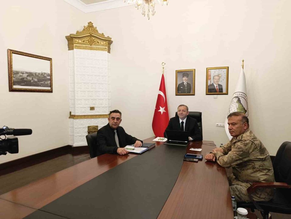 Kars’ta Asayiş ve Güvenlik toplantısı düzenlendi