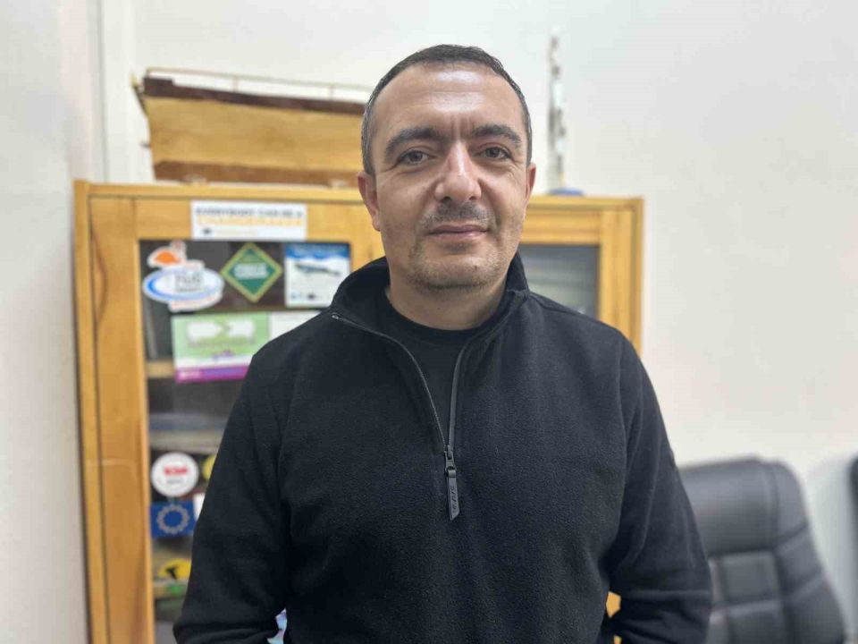 Van Gölü’nde şaşırtan görüntü