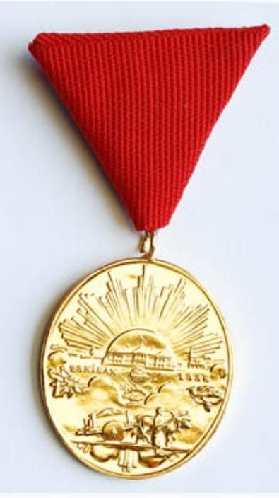 Erzurum Valisine İstiklal Madalyası