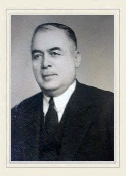 Erzurum Valisine İstiklal Madalyası