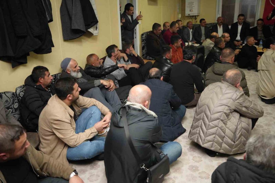 MHP’den "Hayırlı günler komşum" ziyaretleri