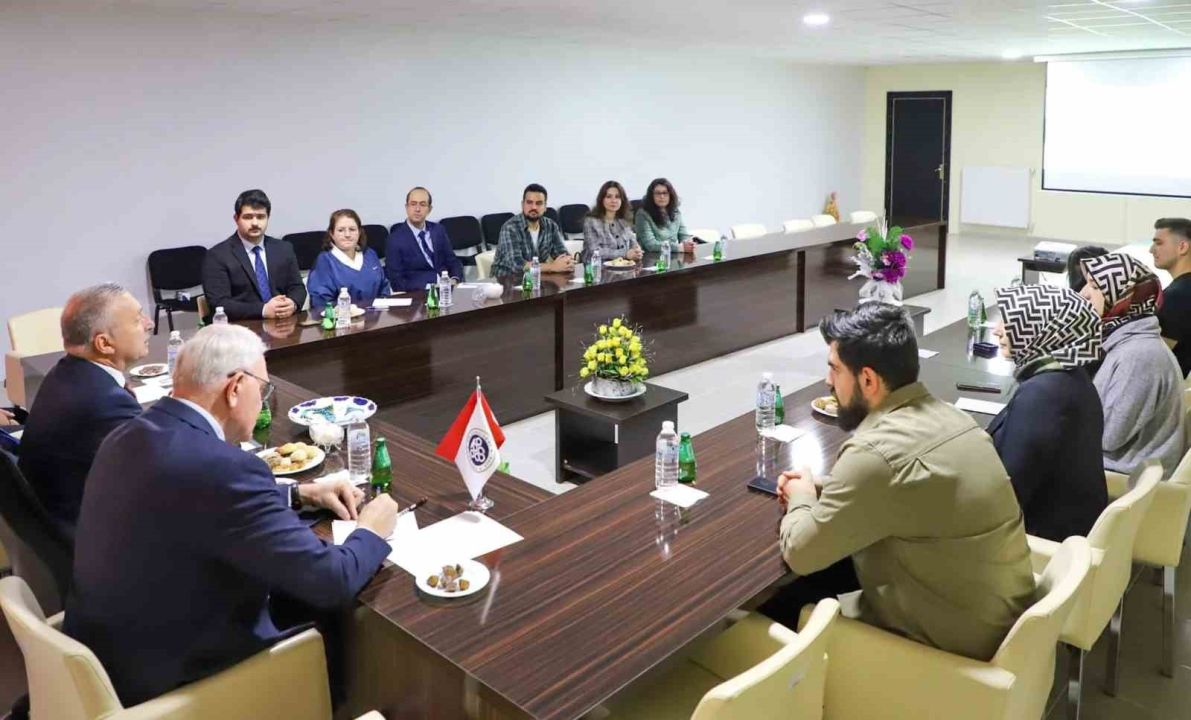 Kemaliye’de üniversite kalite süreçleri masaya yatırıldı