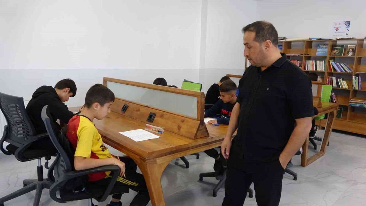 Van’da öğrenciler ara tatilde hem öğrendi hem yarıştı