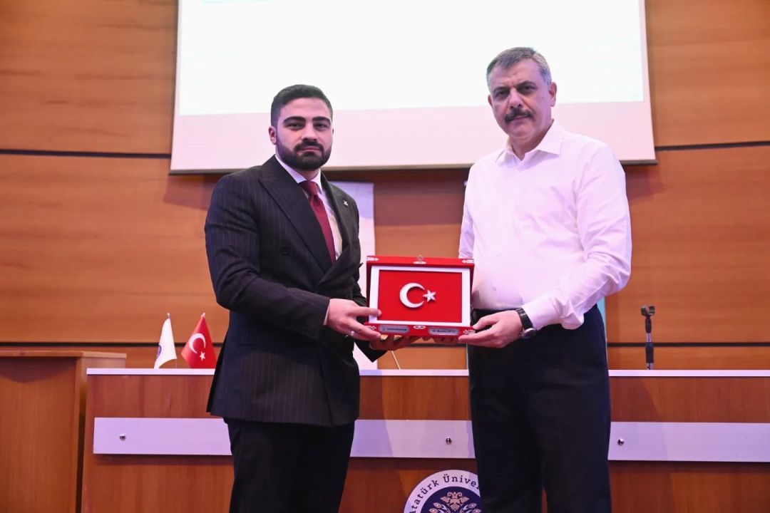 Erzurum Valisi Mustafa Çiftçi, İsmail Kahraman ile ilgili hatıralarını paylaştı