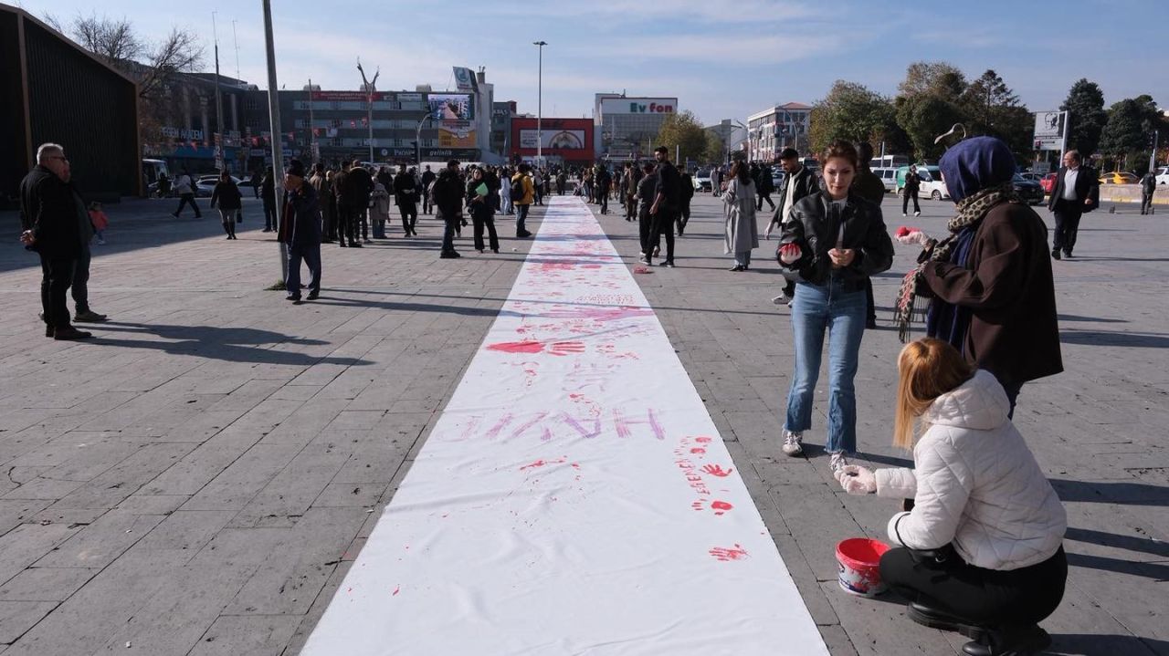 Erzincan’da "Şiddete Hayır" çağrısı