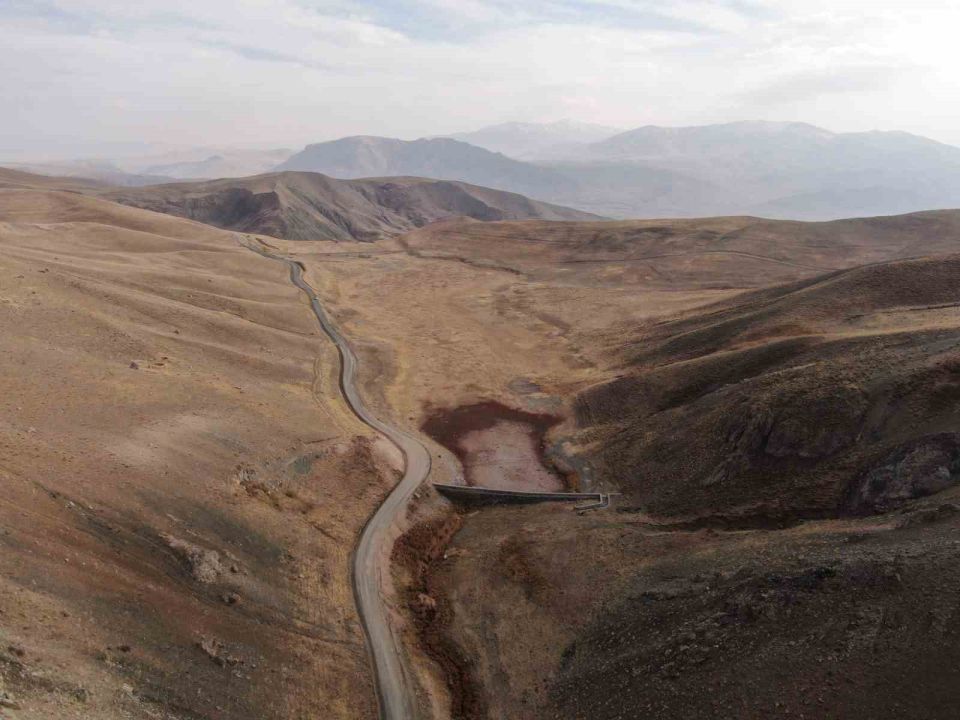 Van'ın doğal güzelliği, Antik Urartu Barajı kurudu