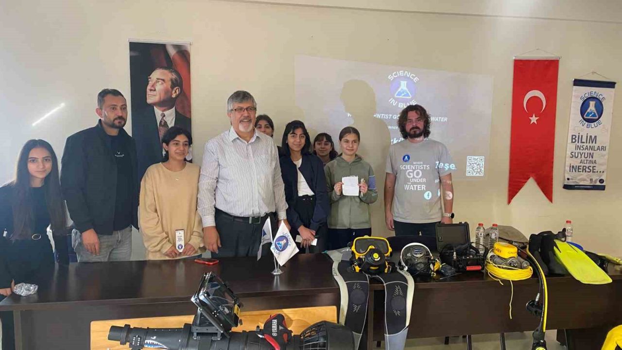 O illerindeki öğrenciler "Mavi Bilim’le" buluştu