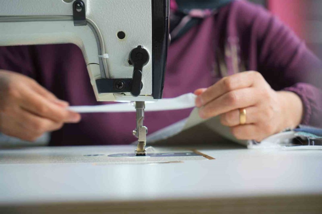 Kursiyer kadınlar üreterek hem öğreniyor hem mutlu ediyor