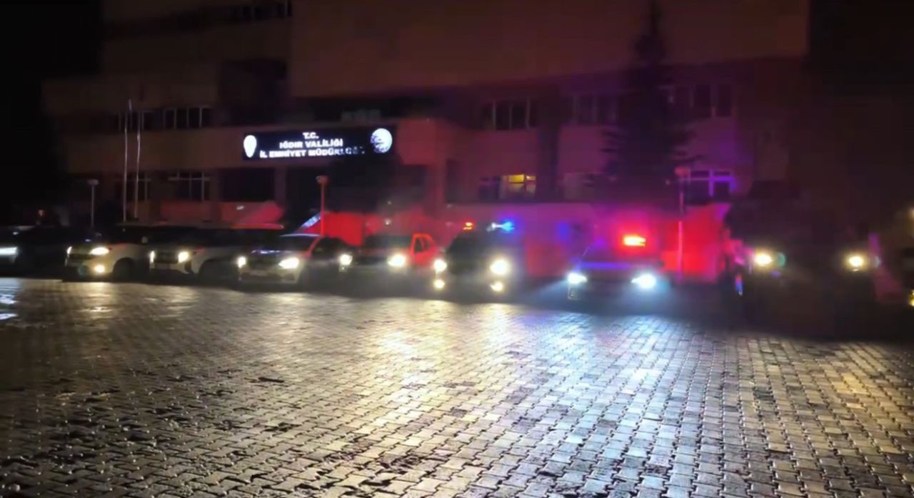 Iğdır Emniyet'inden  "müstehcenlik" operasyonu: 7 şüpheli gözaltında