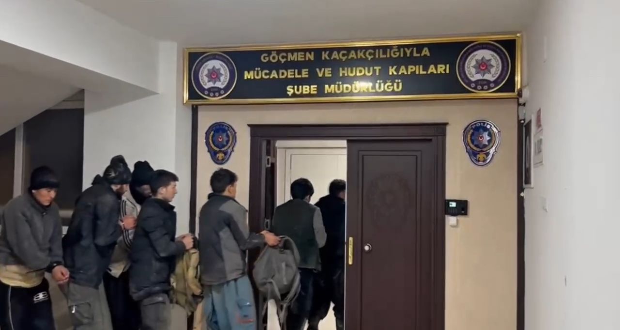 Iğdır’da termal kamera ve İHA’larla kaçak göçmen tespiti:3 organizatör yakalandı
