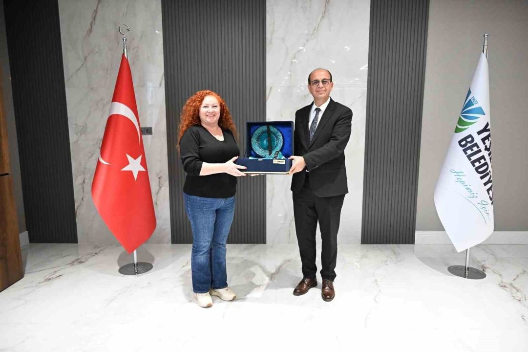 "Gençlik ve Ailem" konulu kısa film yarışması konukları, Başkan Geçit ile bir araya geldi