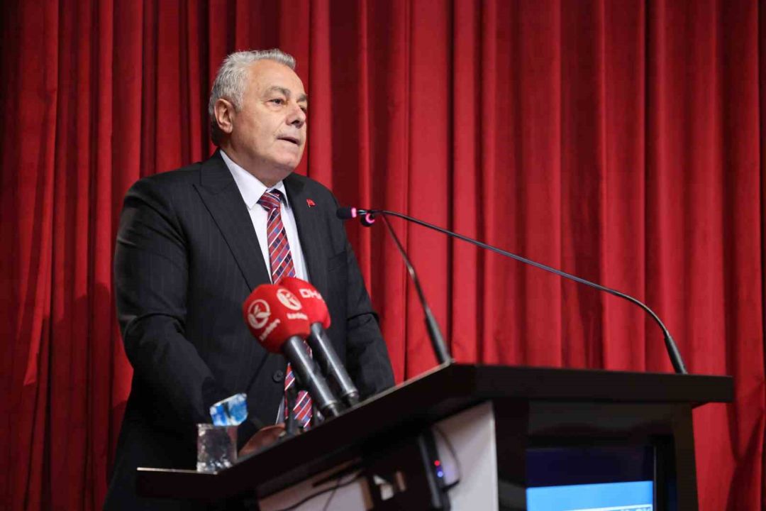 Atatürk Üniversitesinde tarım öğretiminin 180. Yılına anlamlı kutlama: "Gelecek tarımda, tarım bilimde yükseliyor"