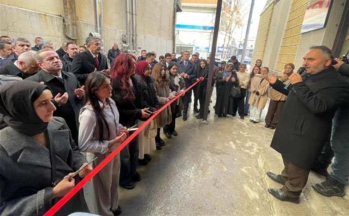 Diyanet Gençlik Etüt Merkezi hizmete açıldı