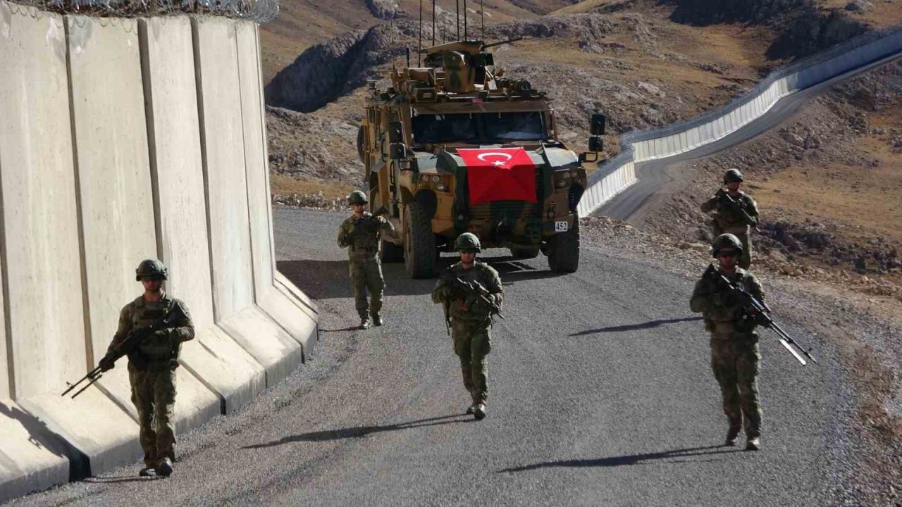 ABD-İran gerilimi gölgesinde Türkiye’nin güvenlik kalkanı: Van sınır duvarı hayati rol üstleniyor