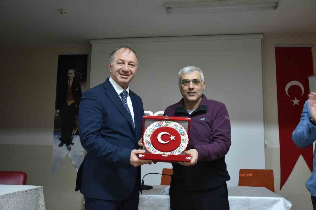 Tecrübelerini liseli gençlerle paylaştılar