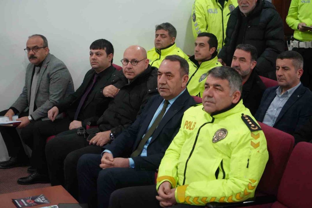 Polis, Erzurum’da kural ihlali yapan meslektaşını affetmedi