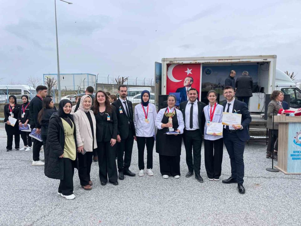 Tatvan’da "2. Uluslararası Gastronomi Yarışması" düzenlendi